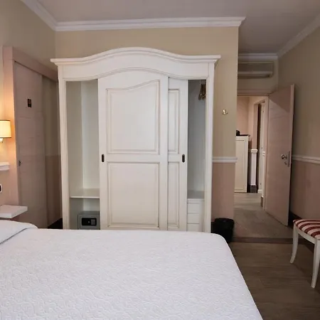 Bed Bra Bed & Breakfast